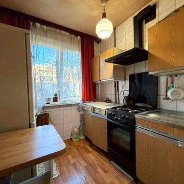 Продаж 2 кім. квартири по вул. Петлюри
