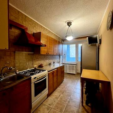 Продаж 1к Квартира Довбуша Олекси вулиця