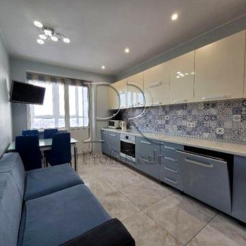 Продаж 2 кімн. квартири за адресою вулиця Казимира Малевича 89