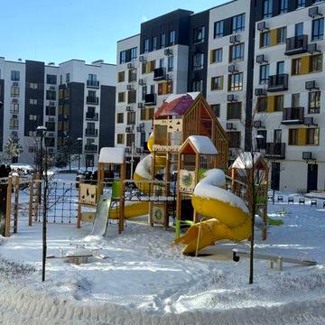 ЖК Молодість , 1 к квартира з наповненням . Вид на НАБЕРЕЖНУ !