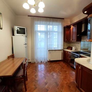 Оренда 1-но кімнатної квартири новобуд вул.Єфремова