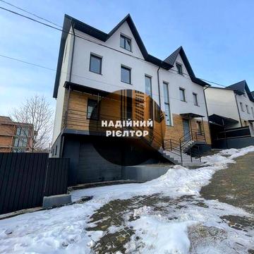 Продаж дуплекса в районі Депоту!