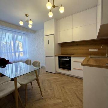 Оренда повноцінноі 2к квартири в жк Центральний Преміум