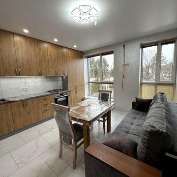 Сертифікат! Євро 2к 51м2 з ремонтом в центральному парку! Газ!