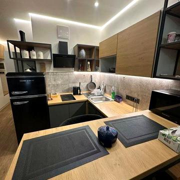 Аренда квартиры Берестейский 5В,Victory V