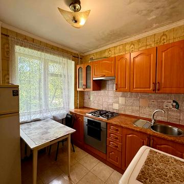 Академіка Філатова вул., 52/2