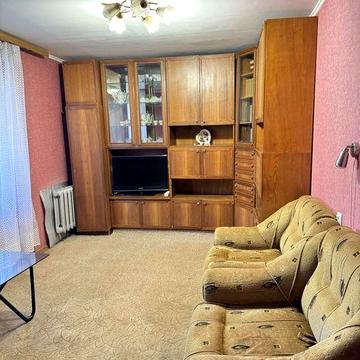 Оренда двокімнатної квартири в цеглі по вулиці Стрийська