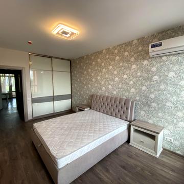 Набережно-Рибальська вул., 27