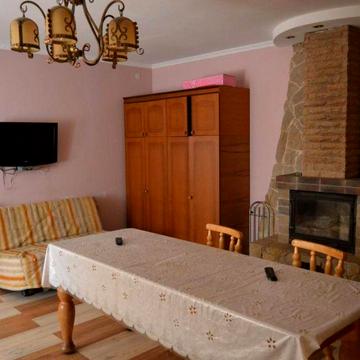 Будинок з ремонтом  Михайлівка-Рубеж.Є Баня та більярд . Акційна ціна