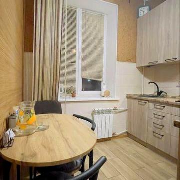 Продам Двухкомнатную квартиру Желтые Воды