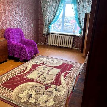 Трикімнатна квартира 5 - й мікрорайон