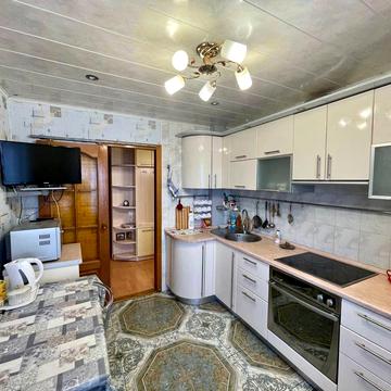 Володимира Вернадського вул. (Дзержинського), 35