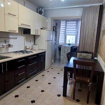 Квартира поряд з Голлівудом!! Є-Відновлення!