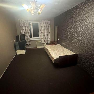 Здам 2 к.Січових Власник