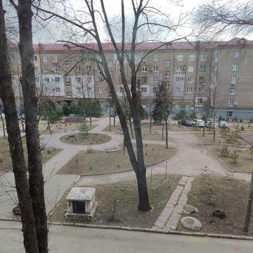 Продам 1 комнатную квартиру в р-не Фестивальной по проспекту Соборному