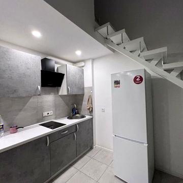 Сдам двухуровневую квартиру ТЦ Атриум