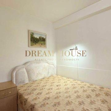 Чоколівський бульвар. Простора квартира 50 м2