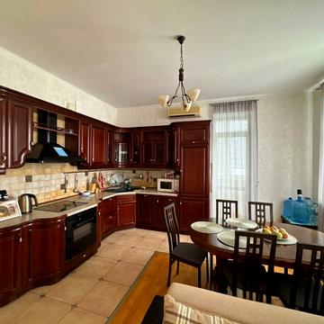 Оренда 3-х кімнатної кв вул.Провіантська 3 (Галі Тимофіївої+ПАРКОМІСЦЕ