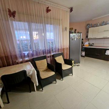 Дом в тихом месте для большой семьи