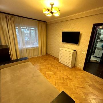 Без%. Оренда 1 к квартири Дарницький Бульвар 15