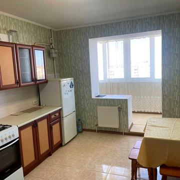 Сдам 1 Кв. Семена Палия 77 ( возле ТРЦ Меркурий)