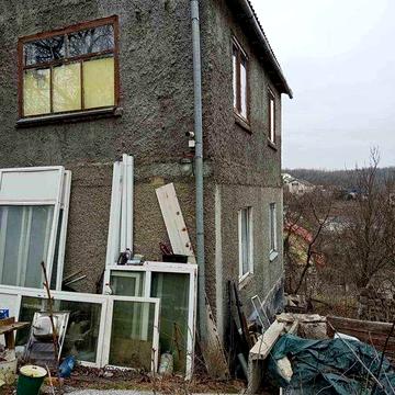 Є ОСЕЛЯ продаю двоповерховий будинок з бомбосховищем в Березина