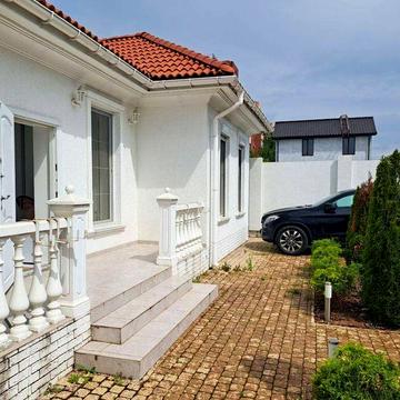 Ваша власна середземноморська історія-затишок, що починається з порога