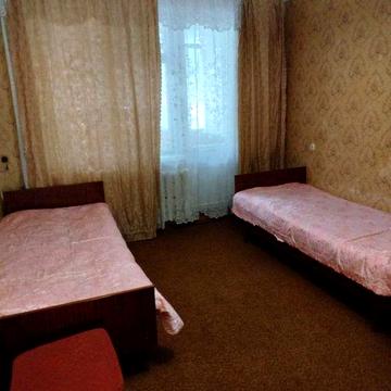 Оренда 2 кім кв Вул.Андрія.Первозванного