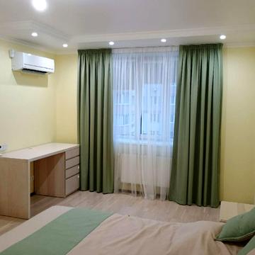 Боголюбова вул., 12