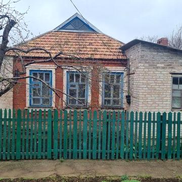 Продаж земельної ділянки з будинком від  власника