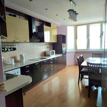 оренда 2 кім.квартири вул. Лагунової 18Б.