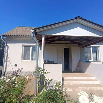 Продається житловий будинок в с. Дубинка