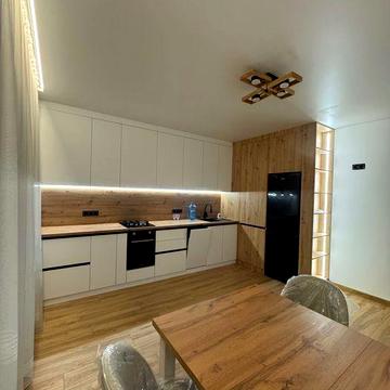 Оренда сучасної, нової 1 кімнатної квартири в ЖК На Щасливому