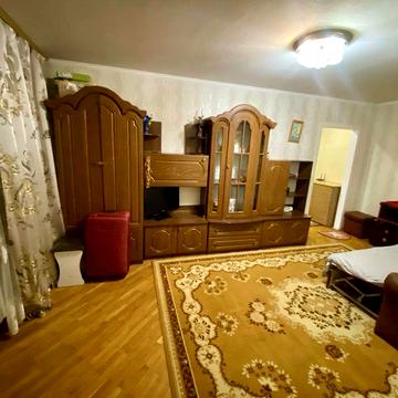 Оренда  2 кімнатна  р-к Сімейний