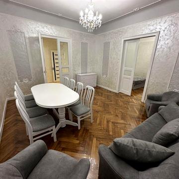 Оренда 3 кімнатної квартири центр люкс