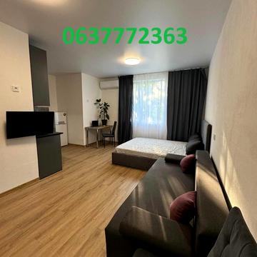 Практична вул., 4