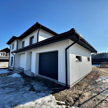 Продам якісний будинок біля соснового лісу та озером!