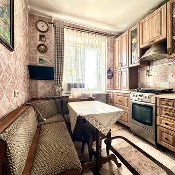 Оренда 1 кімнатної квартири, левада, автономне опалення!