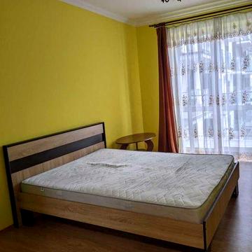 Оренда 1-к квартири в ЖК по вул. Малоголосківській