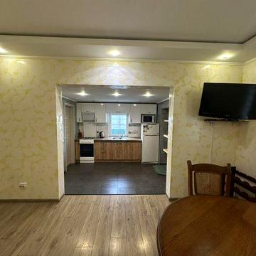 Оренда дача, будинок Троещина , Погреби , Київська область