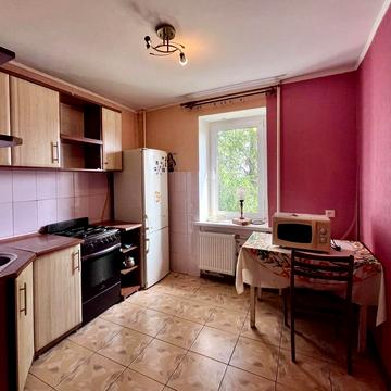 Любецька вул., 7