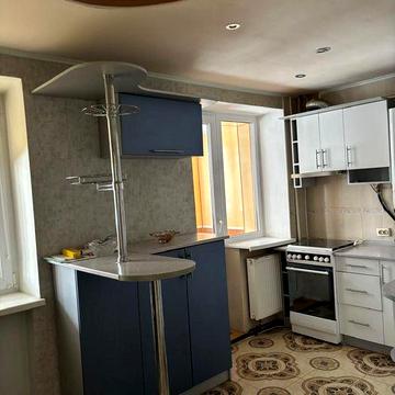 Продам 2к квартиру Рогань