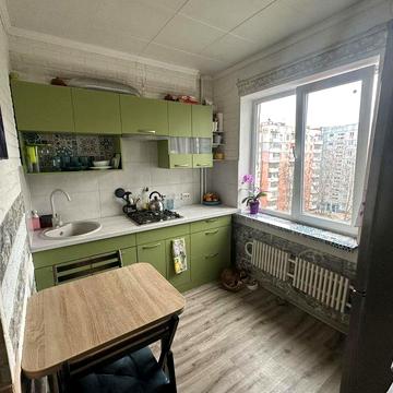 Продам 1кім по вул.Б Будівельників  Хортицький р-н