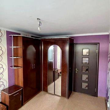 Продам 2-кімнатну секцію