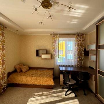 Довгострокова оренда 3-кімнатної квартири по вул. Героїв Нацгвардії