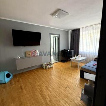 Продам 2-кімнатну квартиру. Правий.