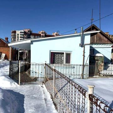 Будинок поруч парку Чекмана! Мінімальне оформлення 42798