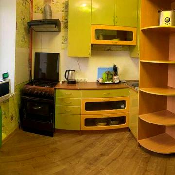 Продається квартира р-н Бам 2 кімнатна