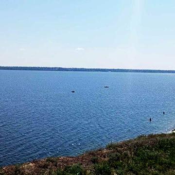 2-рівневий будинок-дача в селі Кошари. 6 соток. 8 000$