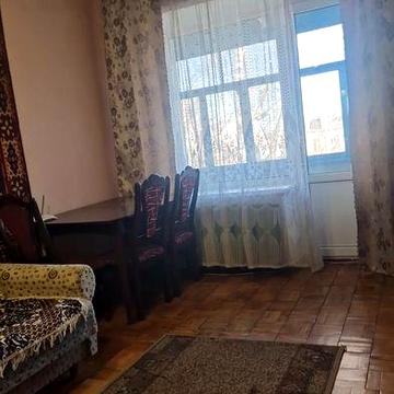 Здам в оренду  2 кімнатну квартиру, центр.